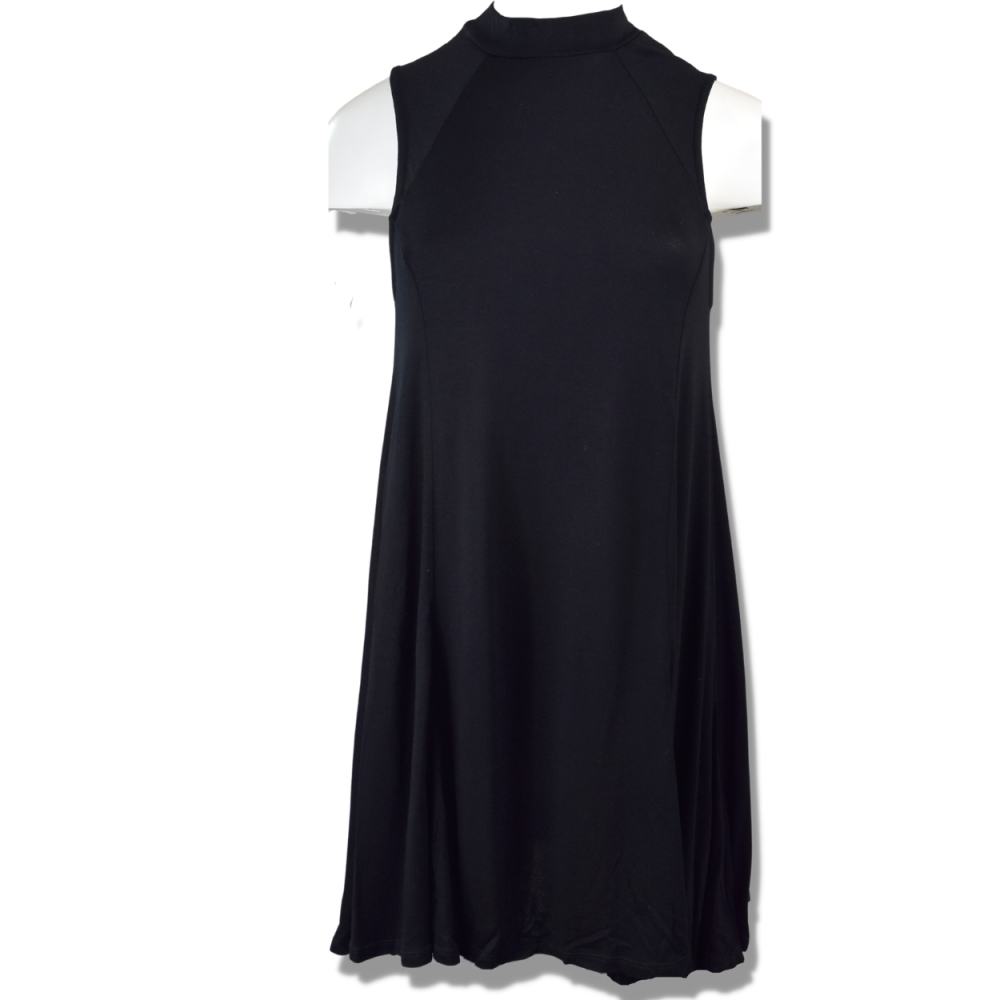 bershka-sukienka-lekka-z lejacej-viscozy.png